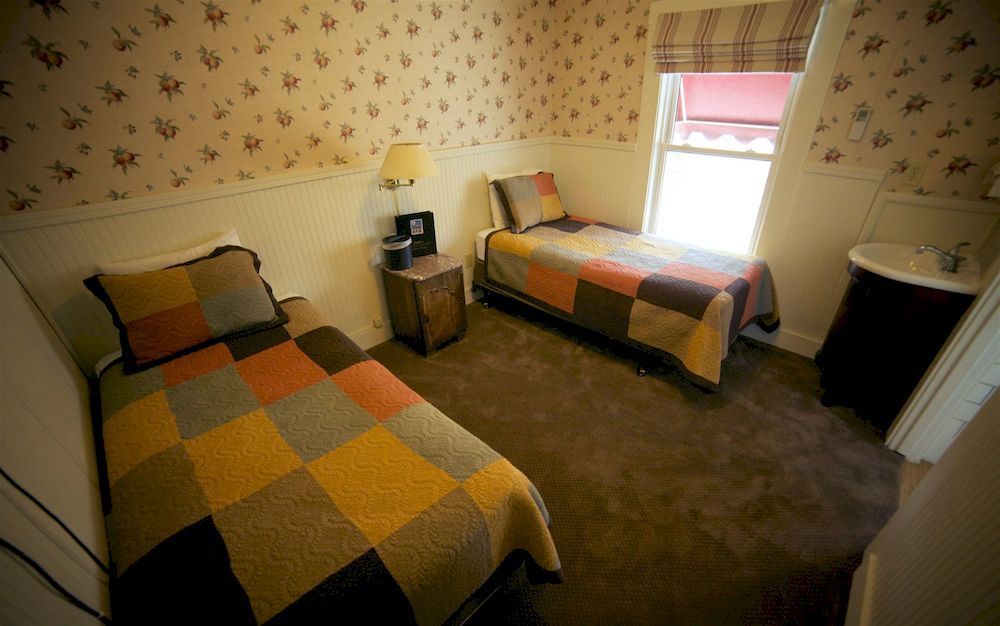 Charlotte 3* Groveland